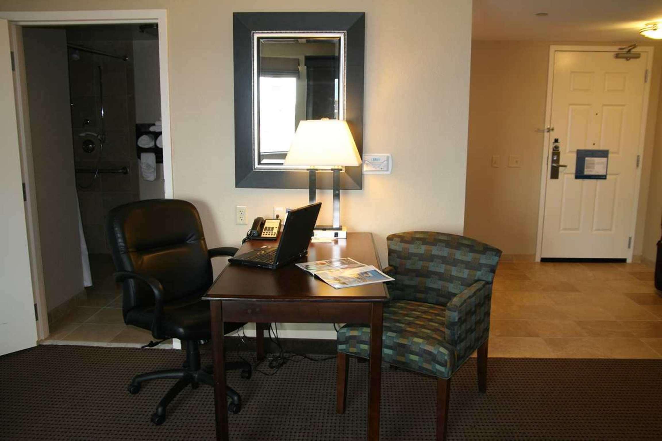 Hampton Inn & Suites Omaha-Downtown Δωμάτιο φωτογραφία