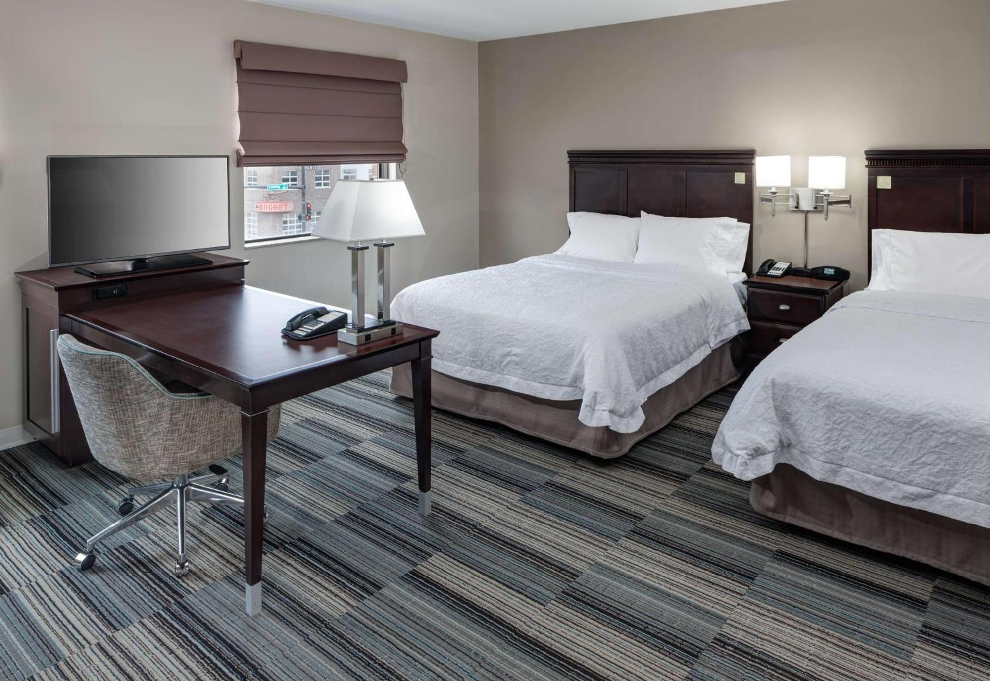 Hampton Inn & Suites Omaha-Downtown Εξωτερικό φωτογραφία