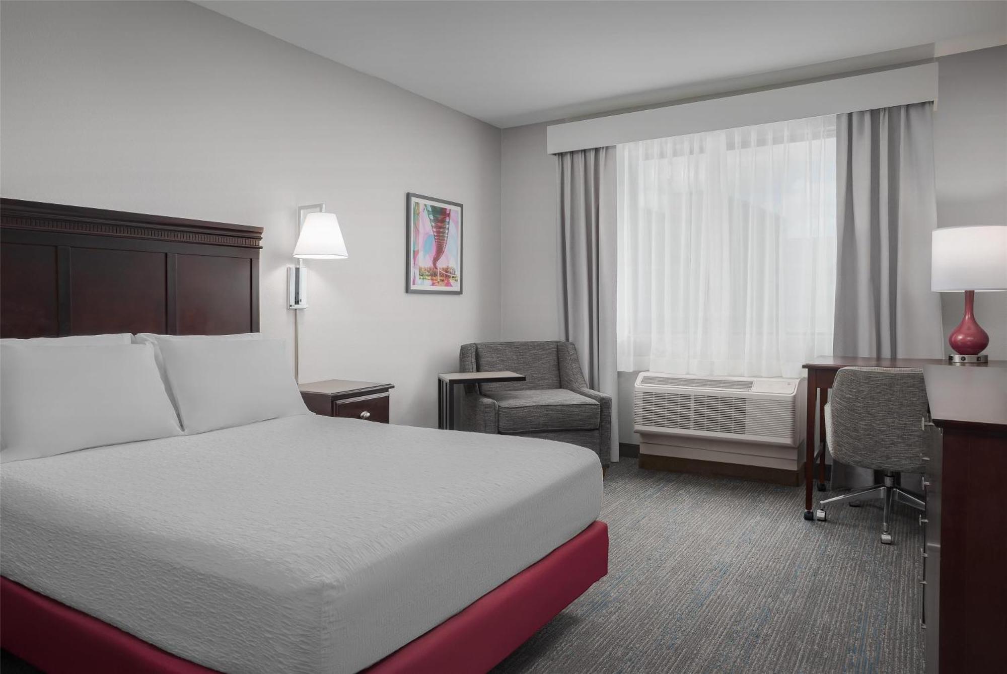Hampton Inn & Suites Omaha-Downtown Εξωτερικό φωτογραφία