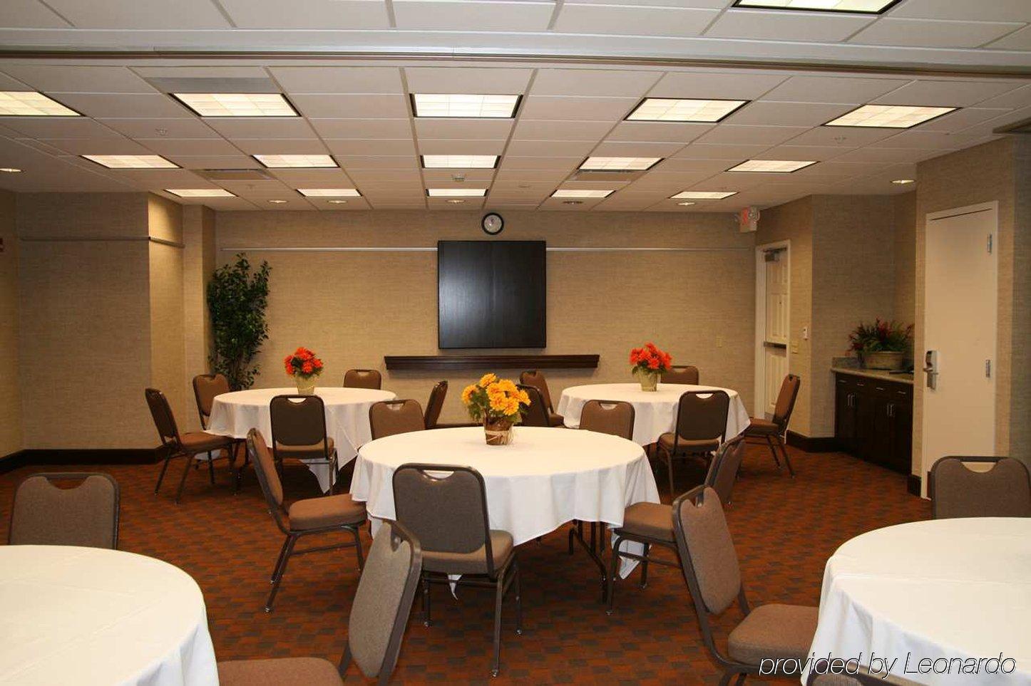 Hampton Inn & Suites Omaha-Downtown Ανέσεις φωτογραφία
